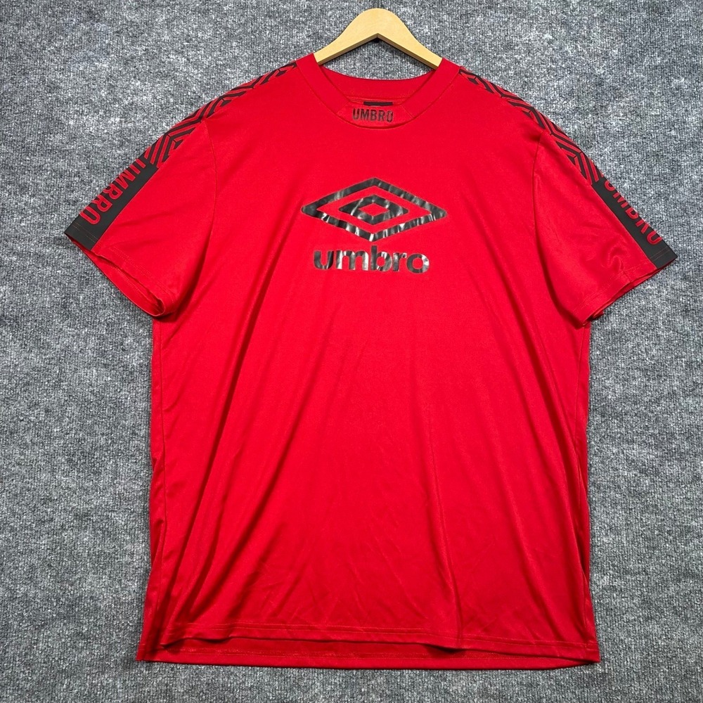 Umbro Mens Red Graphic Logo Performance T-Shirt Short Sleeve XXL Soccer Athletic